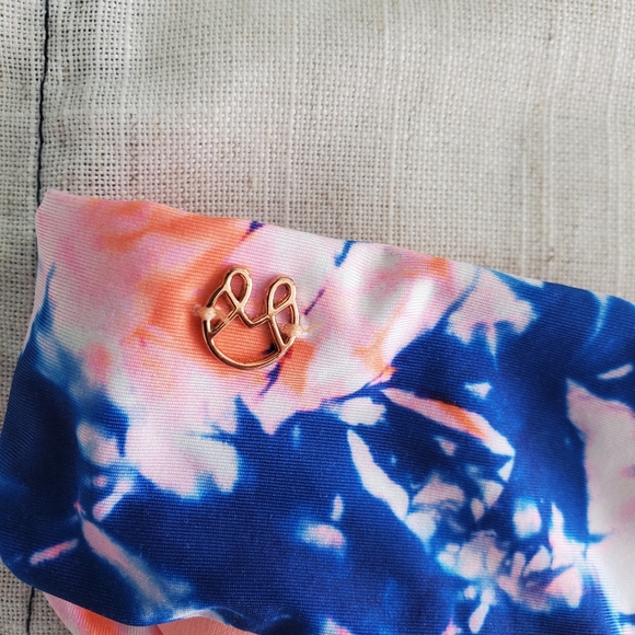 Women's Marble Allure 4-Way Reversible Halter Bikini Mix Matched Sizes - Picture 4 of 11